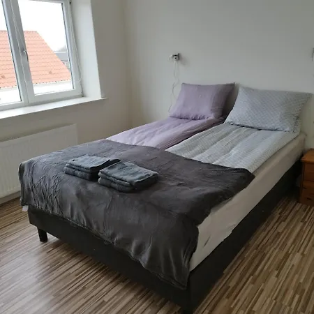 Apartment Hyggelig I Stille By